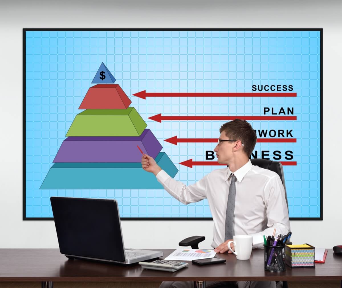 La pyramide de ponzi : comprendre les arnaques financières